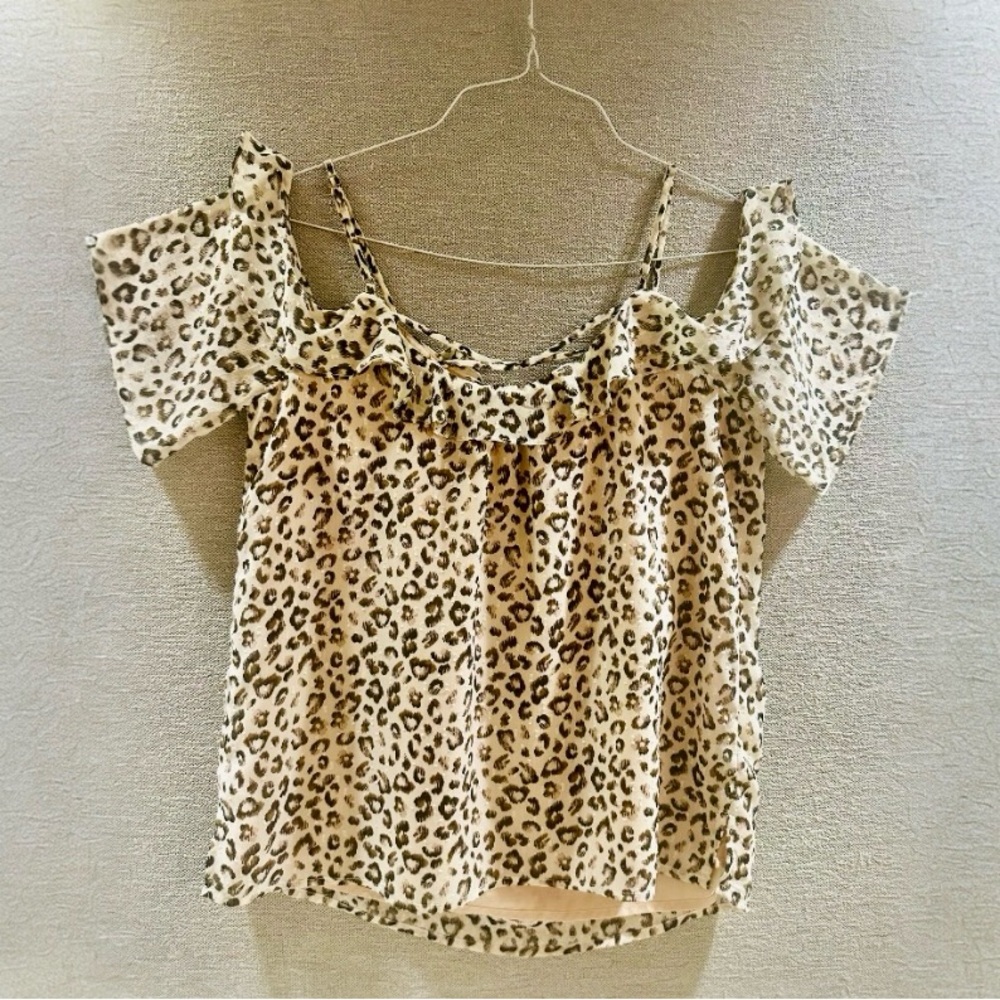 Skies are Blue Womens Animal Print Blouse